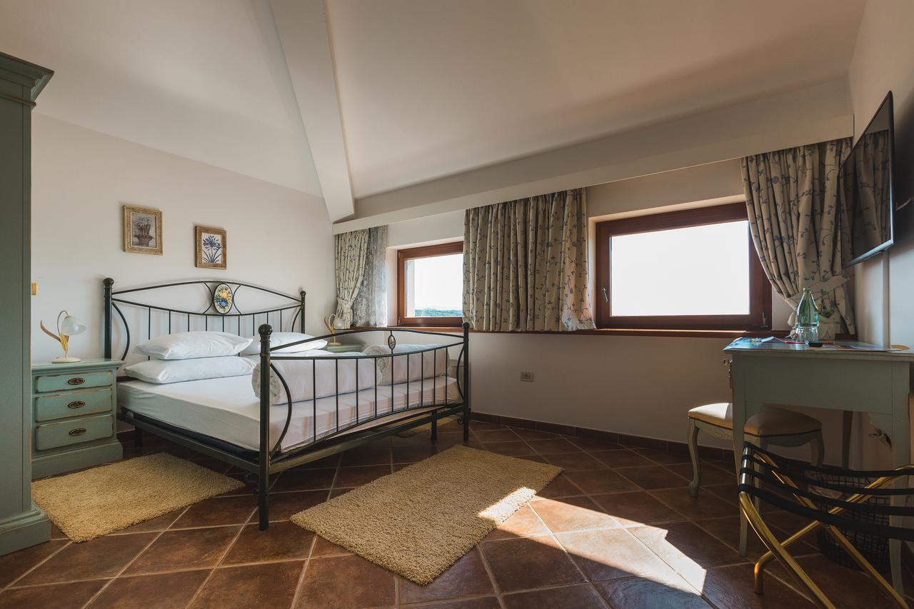 Palazzo Angelica B&B Adults Only Oprtalj Luaran gambar